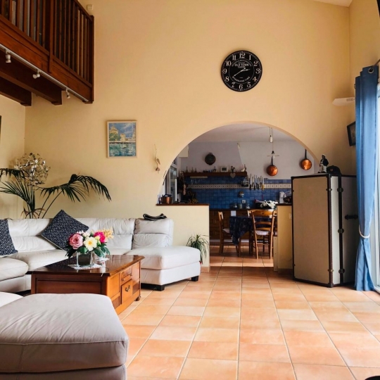 AGENCE IMMOBILIERE DE L'HOTEL DE VILLE : Maison / Villa | PUILBOREAU (17138) | 200.00m2 | 682 500 € AGENCE IMMOBILIERE DE L'HOTEL DE VILLE : Maison / Villa | PUILBOREAU (17138) | 200.00m2 | 682 500 €