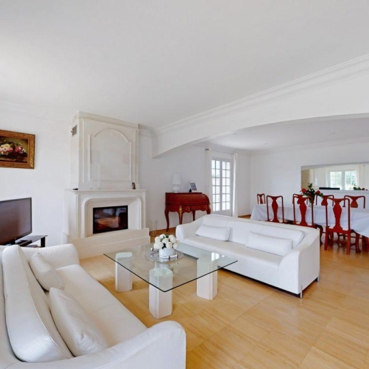  AGENCE IMMOBILIERE DE L'HOTEL DE VILLE : Domain / Estate | LA ROCHELLE (17000) | 220 m2 | 998 000 € 