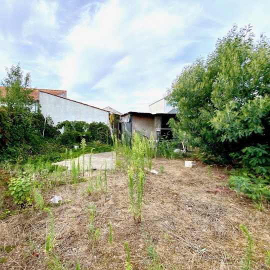  AGENCE IMMOBILIERE DE L'HOTEL DE VILLE : Office | LA FAUTE-SUR-MER (85460) | 130 m2 | 87 200 € 