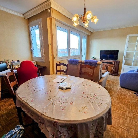  AGENCE IMMOBILIERE DE L'HOTEL DE VILLE : Appartement | ROCHEFORT (17300) | 60 m2 | 79 933 € 
