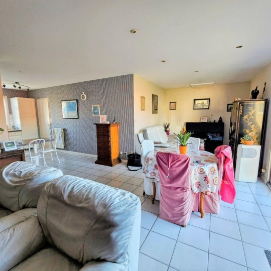  AGENCE IMMOBILIERE DE L'HOTEL DE VILLE : Maison / Villa | LA ROCHELLE (17000) | 77 m2 | 70 000 € 