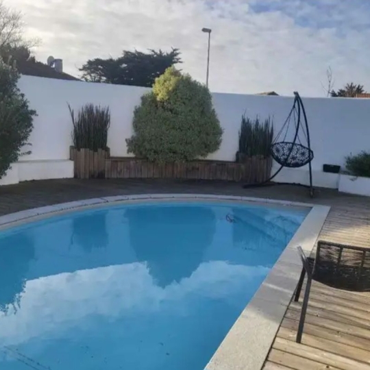 AGENCE IMMOBILIERE DE L'HOTEL DE VILLE : Maison / Villa | ARS-EN-RE (17590) | 168 m2 | 1 390 500 € 