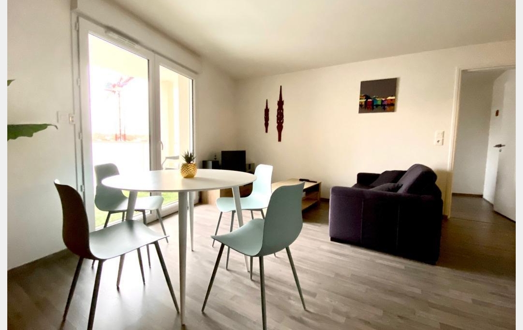 AGENCE IMMOBILIERE DE L'HOTEL DE VILLE : Appartement | LA ROCHELLE (17000) | 49 m2 | 321 000 € 