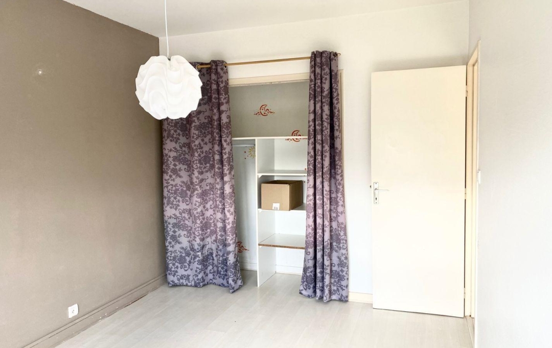 AGENCE IMMOBILIERE DE L'HOTEL DE VILLE : Appartement | LA ROCHELLE (17000) | 81 m2 | 265 000 € 