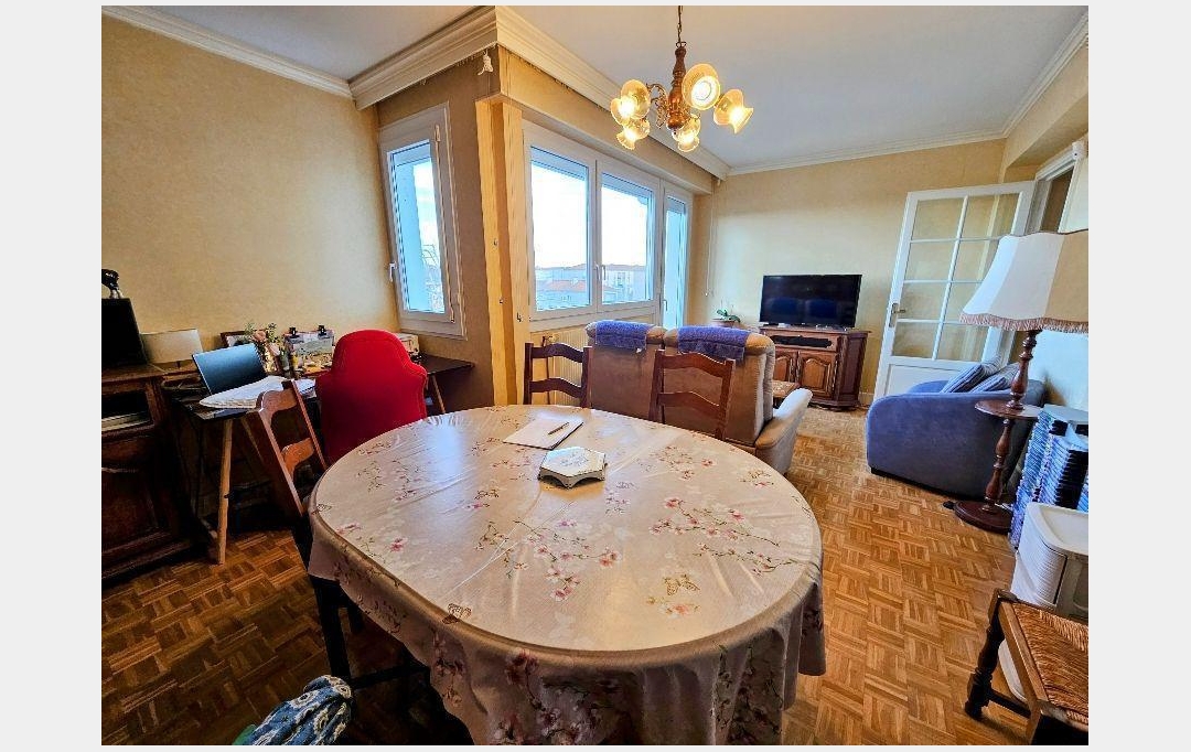 AGENCE IMMOBILIERE DE L'HOTEL DE VILLE : Appartement | ROCHEFORT (17300) | 60 m2 | 79 933 € 
