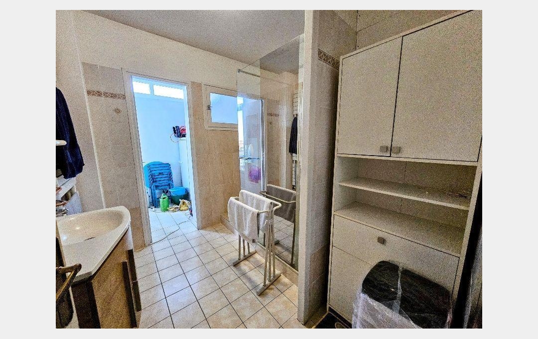 AGENCE IMMOBILIERE DE L'HOTEL DE VILLE : Appartement | ROCHEFORT (17300) | 60 m2 | 79 933 € 