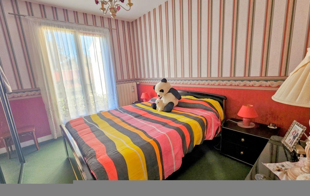 AGENCE IMMOBILIERE DE L'HOTEL DE VILLE : Maison / Villa | LA ROCHELLE (17000) | 77 m2 | 70 000 € 