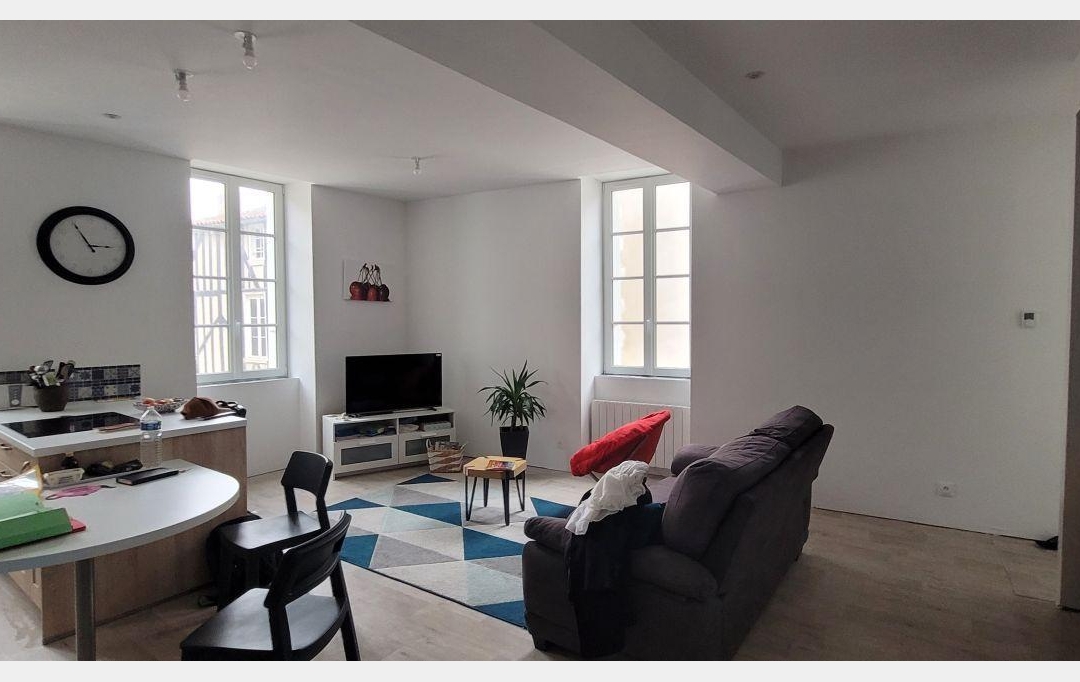 AGENCE IMMOBILIERE DE L'HOTEL DE VILLE : Appartement | LA ROCHELLE (17000) | 66 m2 | 427 350 € 