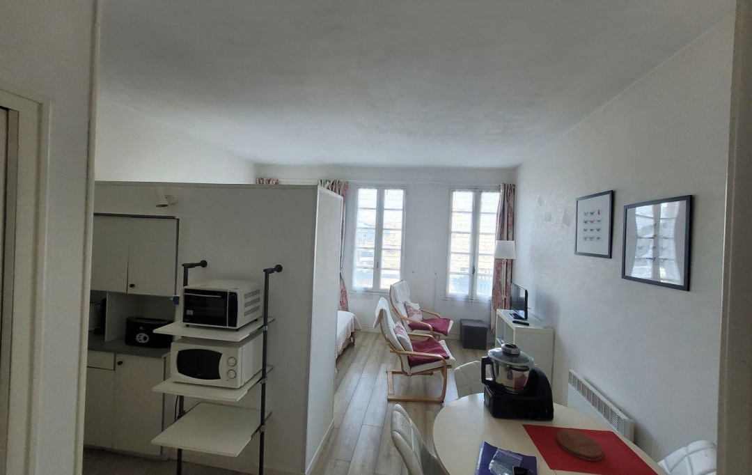 AGENCE IMMOBILIERE DE L'HOTEL DE VILLE : Apartment | ROCHEFORT (17300) | 27 m2 | 99 900 € 