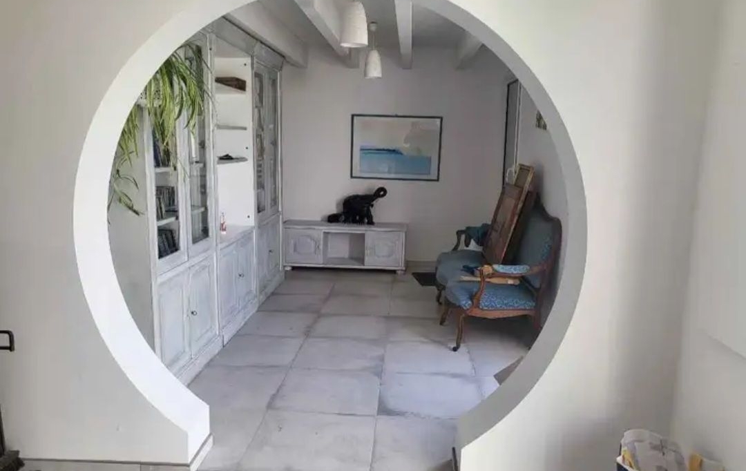 AGENCE IMMOBILIERE DE L'HOTEL DE VILLE : Maison / Villa | ARS-EN-RE (17590) | 168 m2 | 1 390 500 € 