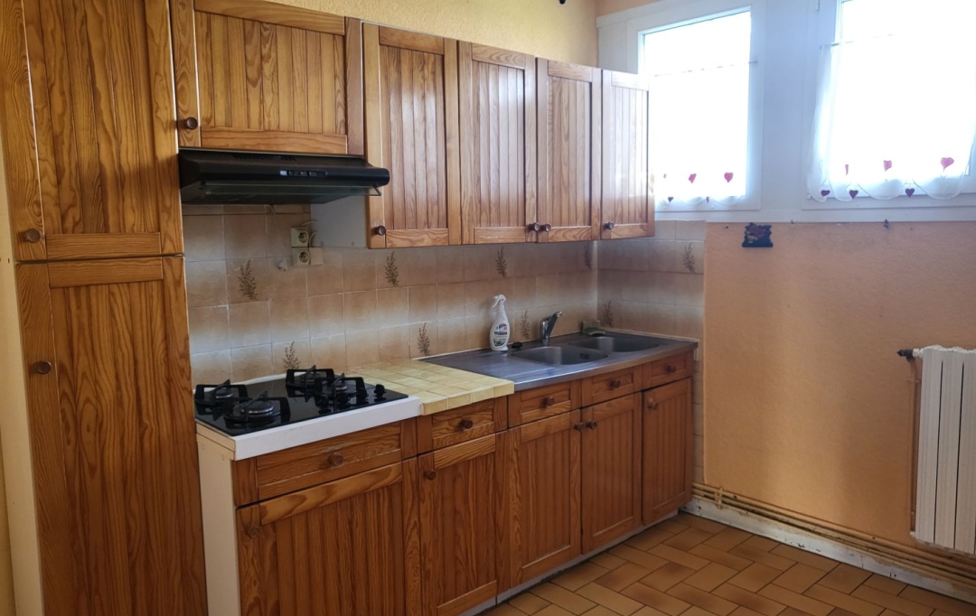 AGENCE IMMOBILIERE DE L'HOTEL DE VILLE : House | LA ROCHELLE (17000) | 70 m2 | 357 400 € 