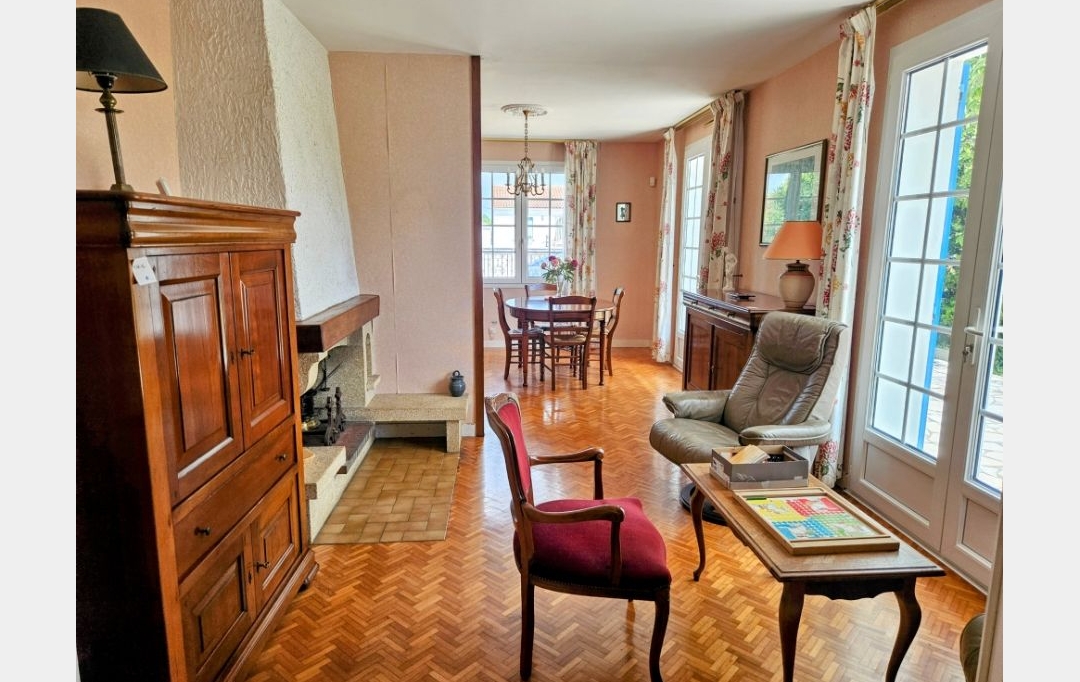AGENCE IMMOBILIERE DE L'HOTEL DE VILLE : Maison / Villa | AIGREFEUILLE-D'AUNIS (17290) | 100 m2 | 283 500 € 