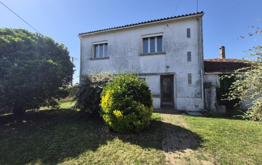 Annonces LAROCHELLE : Maison / Villa | SAINT-MEDARD-D'AUNIS (17220) | 122 m2 | 231 000 &euro; 