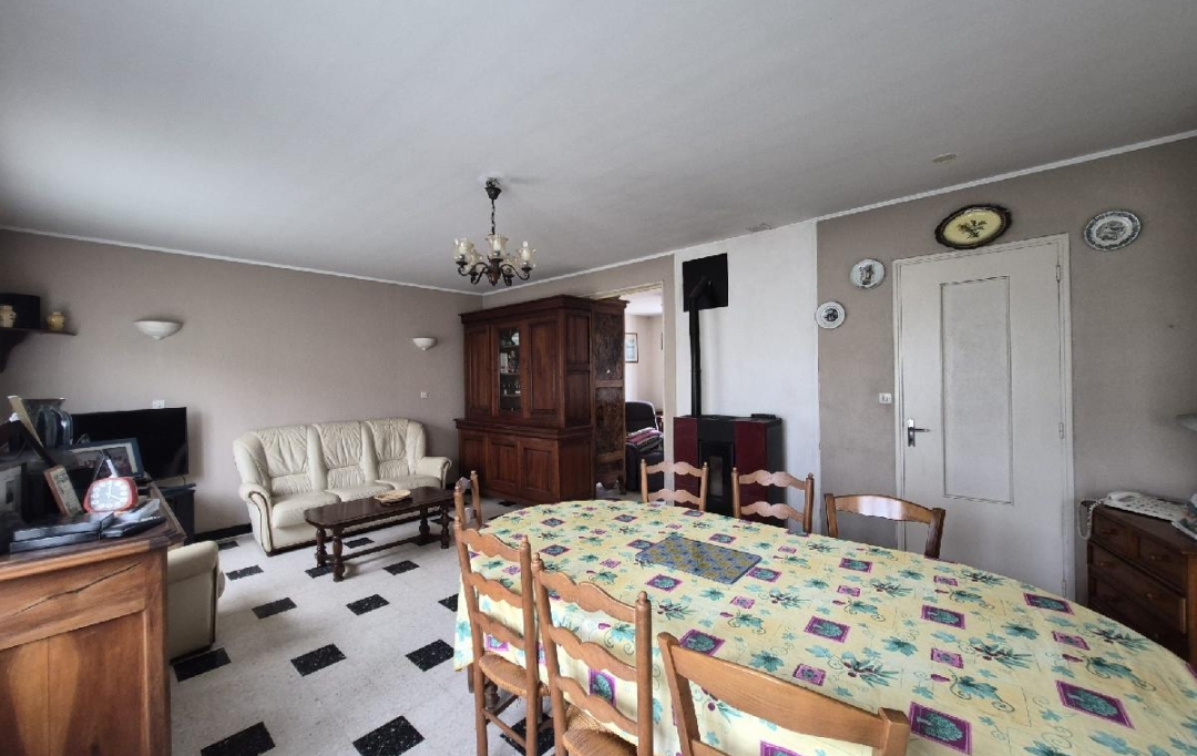 Annonces LAROCHELLE : Maison / Villa | SAINT-MEDARD-D'AUNIS (17220) | 122 m2 | 231 000 &euro; 