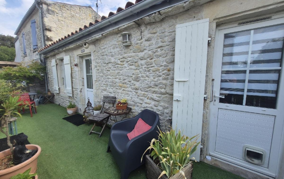 Annonces LAROCHELLE : Maison / Villa | SAINTE-SOULLE (17220) | 42 m2 | 179 000 &euro; 