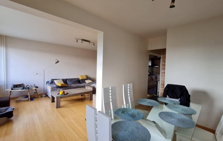 AGENCE IMMOBILIERE DE L'HOTEL DE VILLE : Appartement | LA ROCHELLE (17000) | 84 m2 | 231 000 € 
