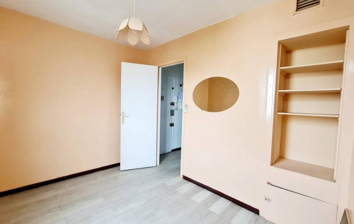 AGENCE IMMOBILIERE DE L'HOTEL DE VILLE : Appartement | LA ROCHELLE (17000) | 64 m2 | 160 000 € 