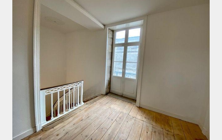 AGENCE IMMOBILIERE DE L'HOTEL DE VILLE : Appartement | LA ROCHELLE (17000) | 53 m2 | 430 500 € 