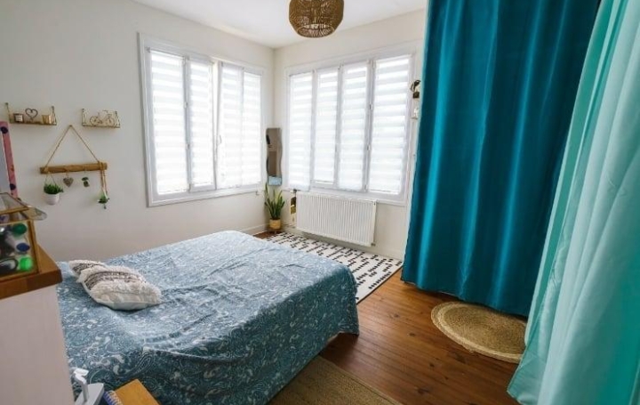 Maison de ville LA ROCHELLE 147 m2 599 999 € Maison de ville LA ROCHELLE 147 m2 599 999 €