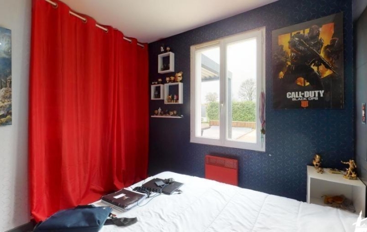 AGENCE IMMOBILIERE DE L'HOTEL DE VILLE : House | SURGERES (17700) | 122 m2 | 332 000 € 