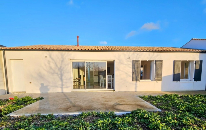  AGENCE IMMOBILIERE DE L'HOTEL DE VILLE Maison / Villa | CROIX-CHAPEAU (17220) | 105 m2 | 330 750 € 